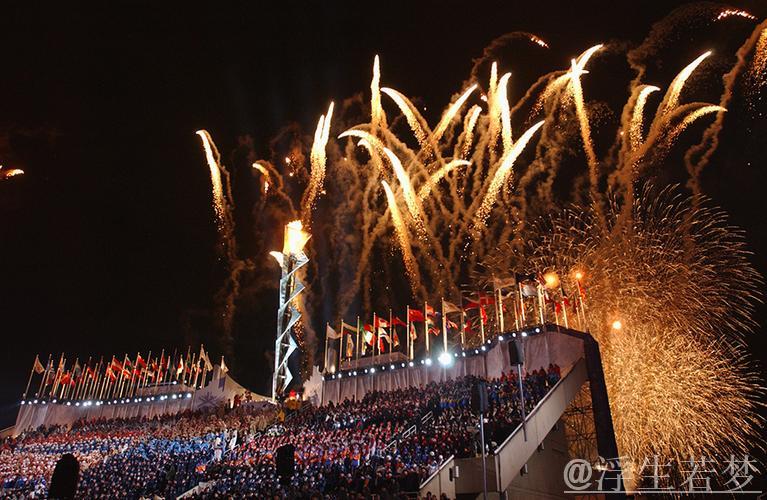 冬奥圣火传递至佛罗伦萨